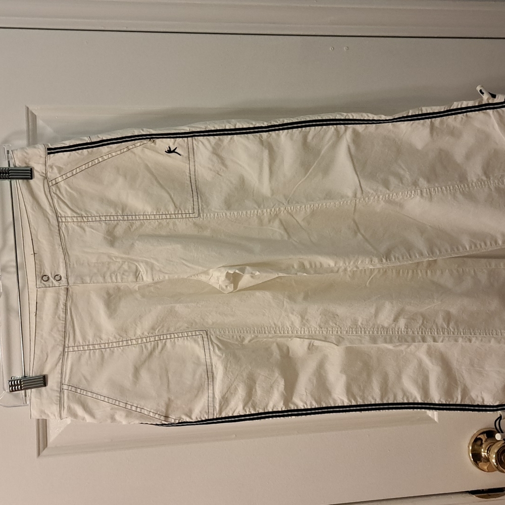(2) DANSKIN COTTON CAPRIES (NWOT)